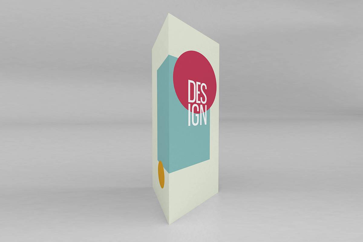 totem personalizado tres caras