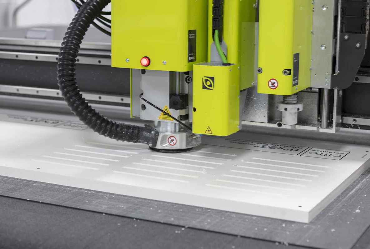 Corte materiales rígidos Hispaprint